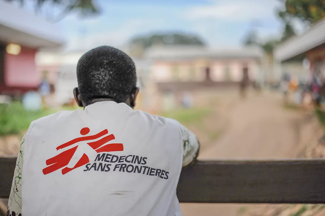 
Engagement, Mitarbeiter von Medecins sans Frontieres.
